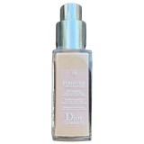 Fond de ten Christian Dior Diorskin Forever Natural Nude fără ambalaj