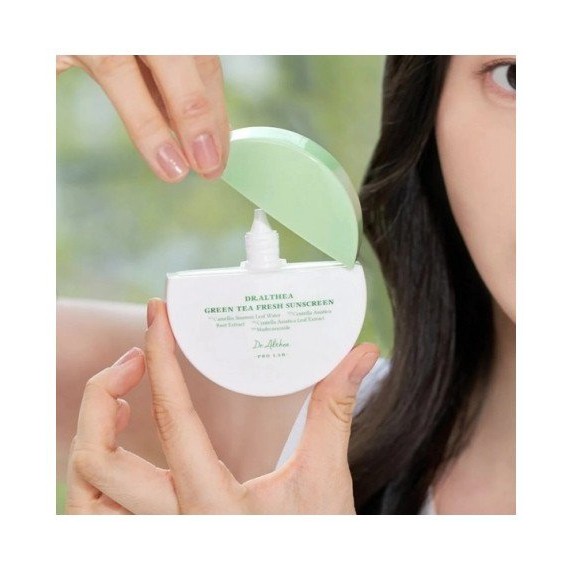 Dr. Althea Green Tea Fresh Sunscreen SPF50+ Cremă facială cu protecție solară