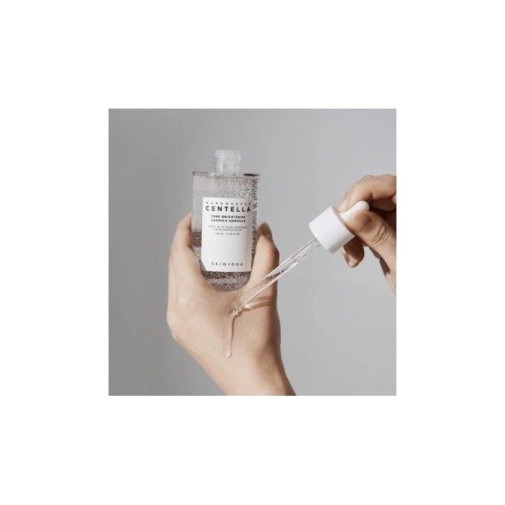 Skin1004 Madagascar Centella Tone Brightening Capsule Ampoule Fiolă iluminatoare