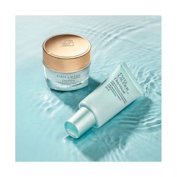 Estee Lauder DayWear Multi-Protection Anti-oxidant Sheer Tint Release Moisturizer SPF 15