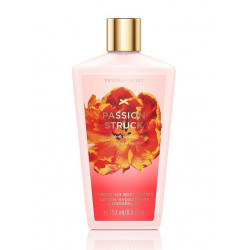 Loțiune de corp Victoria`s Secret Passion Struck pentru femei